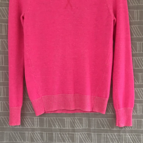 Gap Bright Pink Sweater - Picture 6 of 9